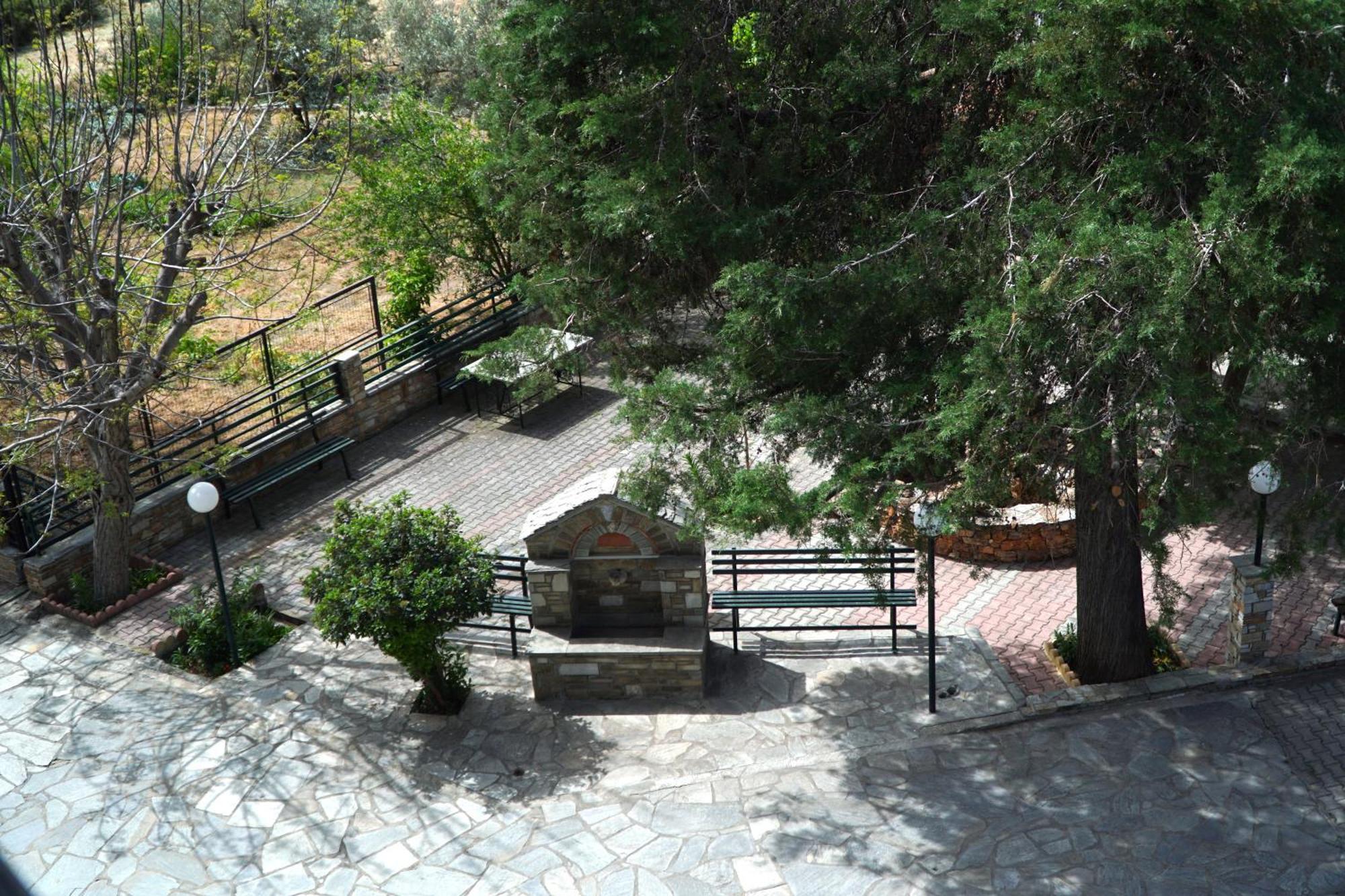 Hotel Defkalion Alli Meria Εξωτερικό φωτογραφία